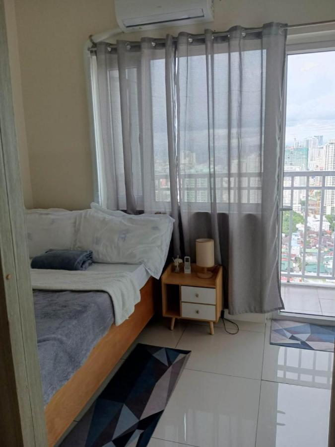 Breeze Residences - 1Br Unit With Balcony -Top Floor Manila Eksteriør billede