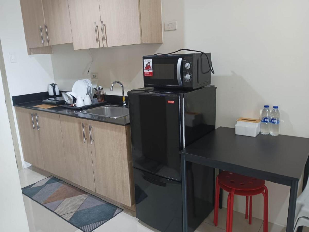 Breeze Residences - 1Br Unit With Balcony -Top Floor Manila Eksteriør billede